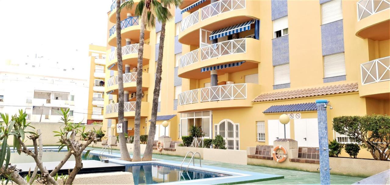 Ecaterina Apartment Торрев'єха Екстер'єр фото