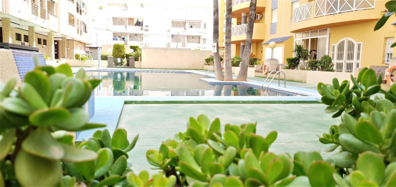 Ecaterina Apartment Торрев'єха Екстер'єр фото